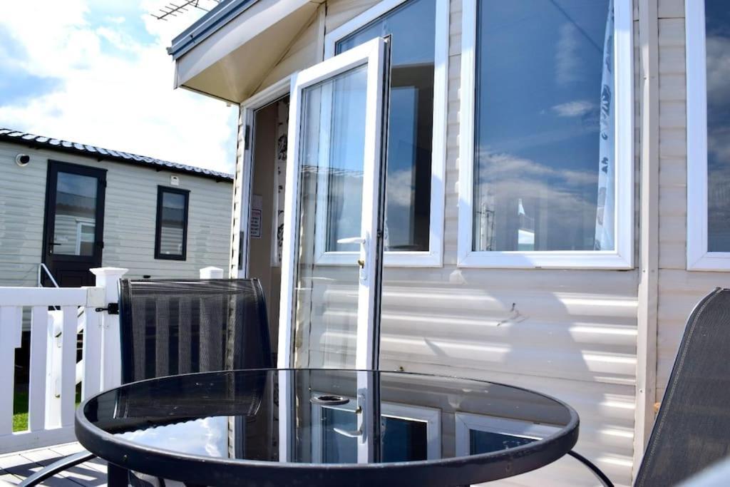 Cosy & Modern Private Seaview Caravan North Seaton Dış mekan fotoğraf
