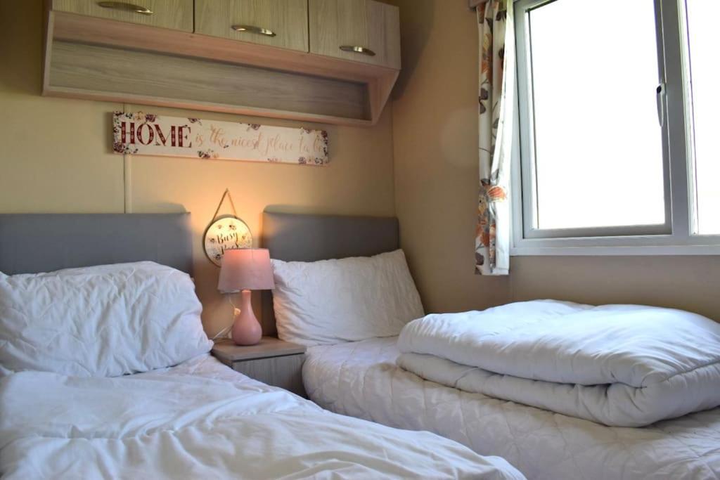 Cosy & Modern Private Seaview Caravan North Seaton Dış mekan fotoğraf